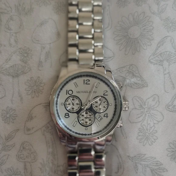 Michael Kors Silver Chronograph Watch - Picture 3 of 5